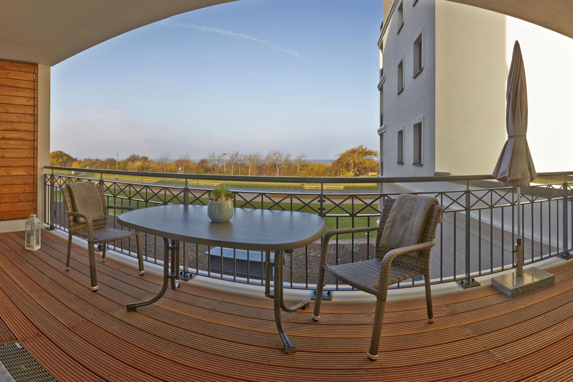 Aparthotel Waterkant Suites - Fewos Am Meer Mit Spa เบอร์เกอเรนเดอ-เรทวิช ภายนอก รูปภาพ